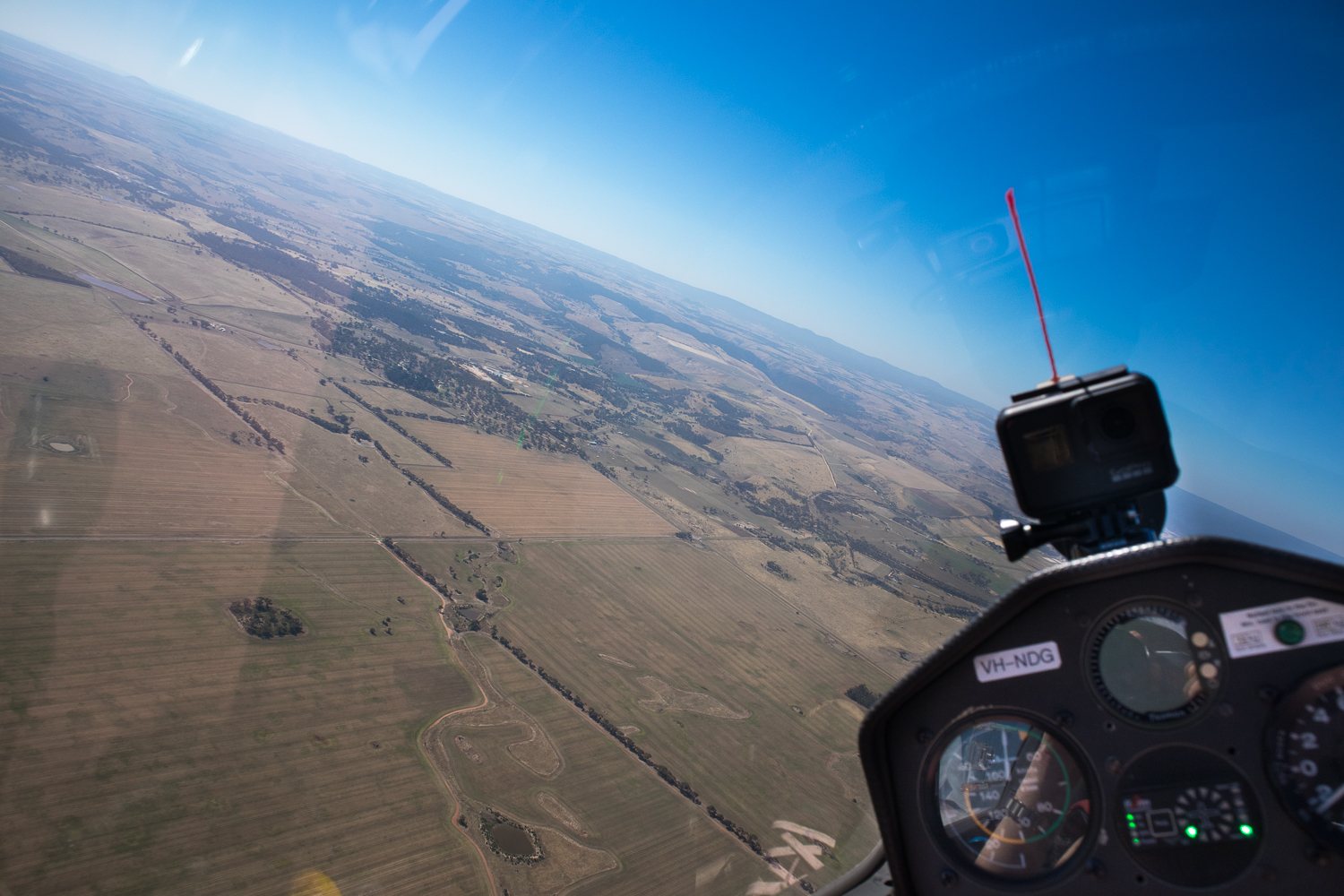 A photo shoot about gliding and flying in Australia